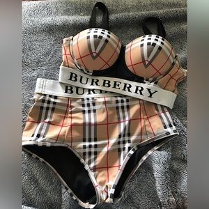LOW PRICE MOVING- AUTHENTIC BURBERRY 2pc SWIMSUIT